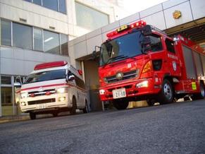 来る 消防 車 場合 と が 救急車