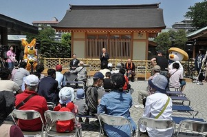 写真：まつり会場の様子