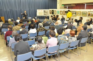 写真：南公民館に集まった参加者たち