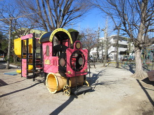 写真：大荒田交通公園遊具広場