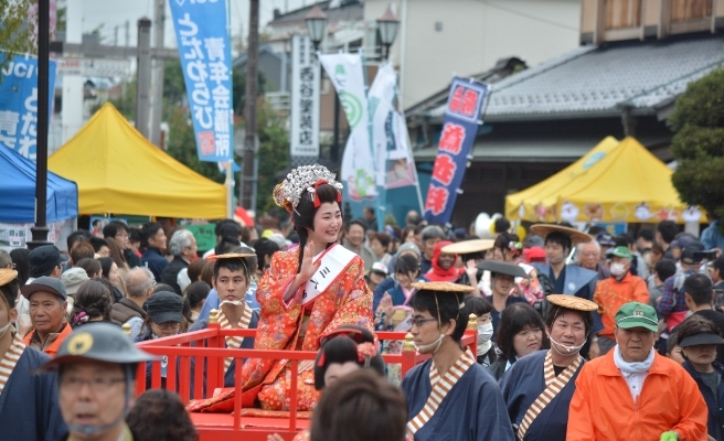 写真：中仙道武州蕨宿宿場まつりの様子