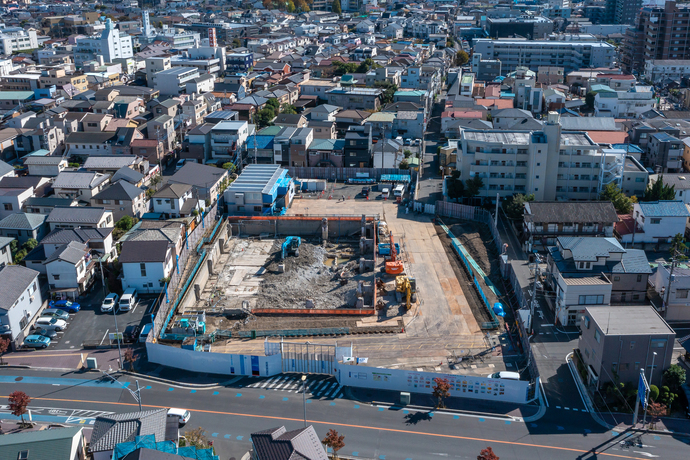 写真:新庁舎建設工事現場上空（令和3年10月末）