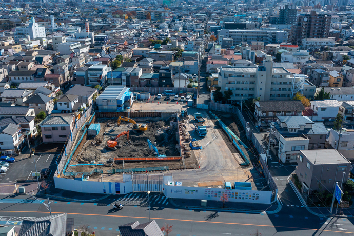 写真:新庁舎建設工事現場上空（令和3年11月末）