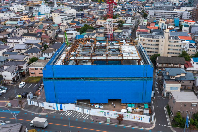 写真:新庁舎建設工事現場空撮北側（令和4年10月）