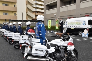 写真：交通安全運動出発式の様子