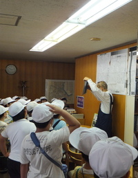 中央小の施設見学がありました