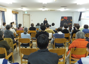 写真：大人のためのお話会