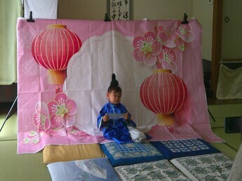 ひなまつり写真撮影の様子