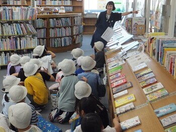 写真:中央東小施設見学